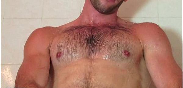  Taking a shower whith esteban a sexy str8 guy serviced by us!